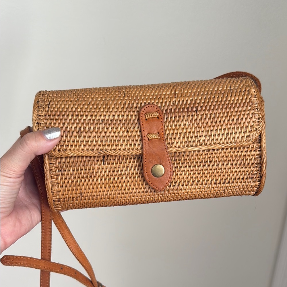 Tan Woven Rattan Crossbody Bag with Leather Accents